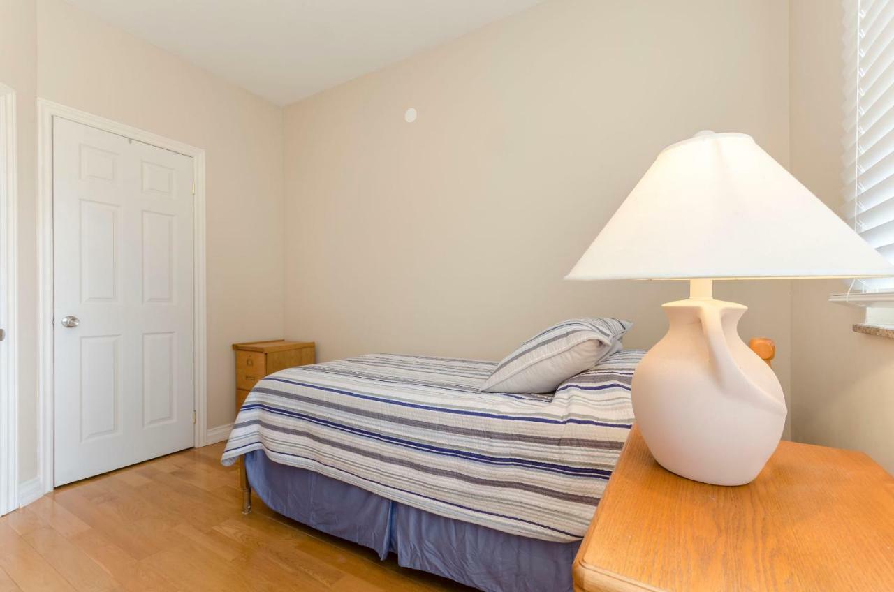 Apartment Canada Dream Vacation ซรีมา ภายนอก รูปภาพ