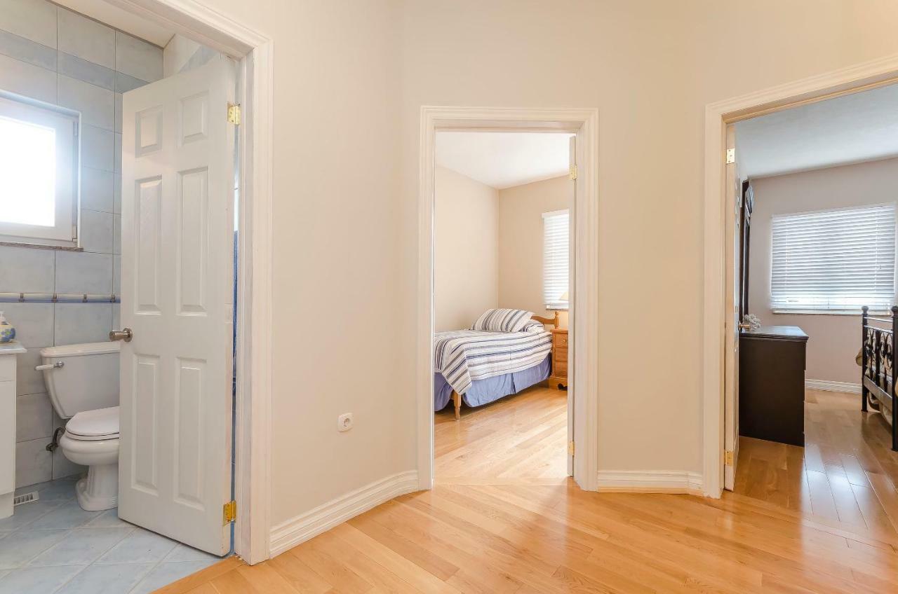 Apartment Canada Dream Vacation ซรีมา ภายนอก รูปภาพ